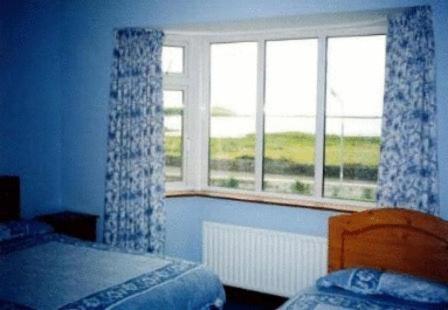 Seashore Lodge Guesthouse Голуэй Экстерьер фото