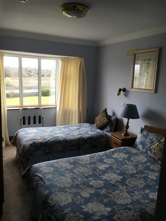 Seashore Lodge Guesthouse Голуэй Экстерьер фото