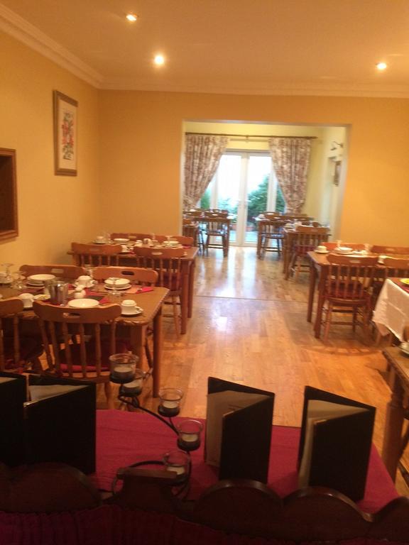 Seashore Lodge Guesthouse Голуэй Экстерьер фото